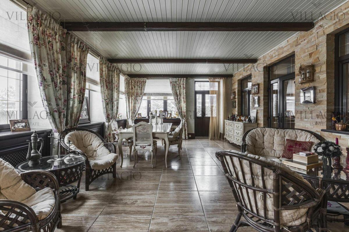 2-этажный коттедж 660 м² с отделкой