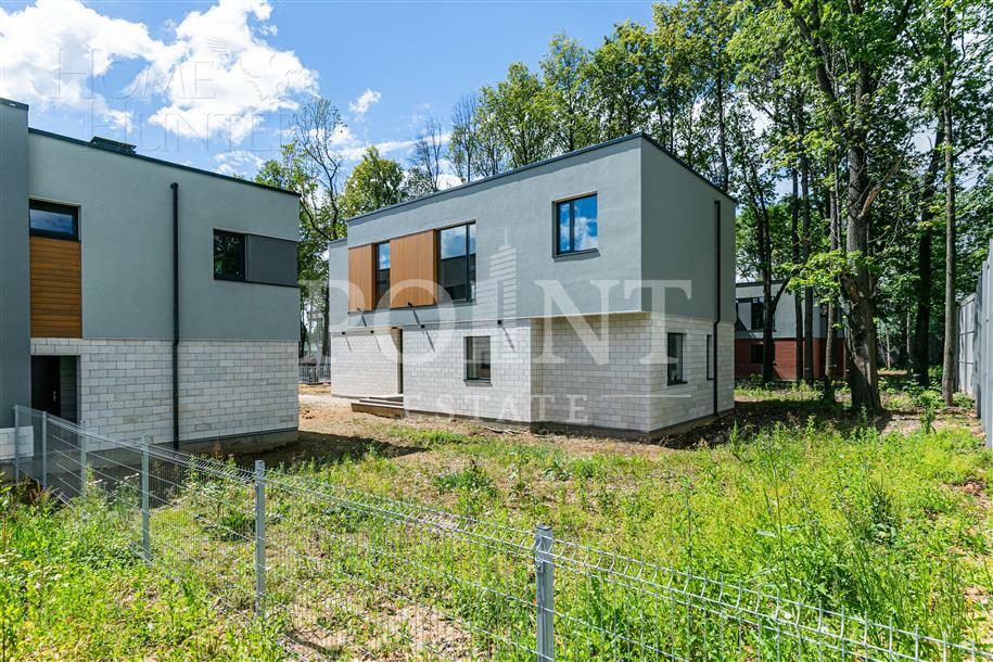 2-этажный коттедж 363.2 м² без отделки