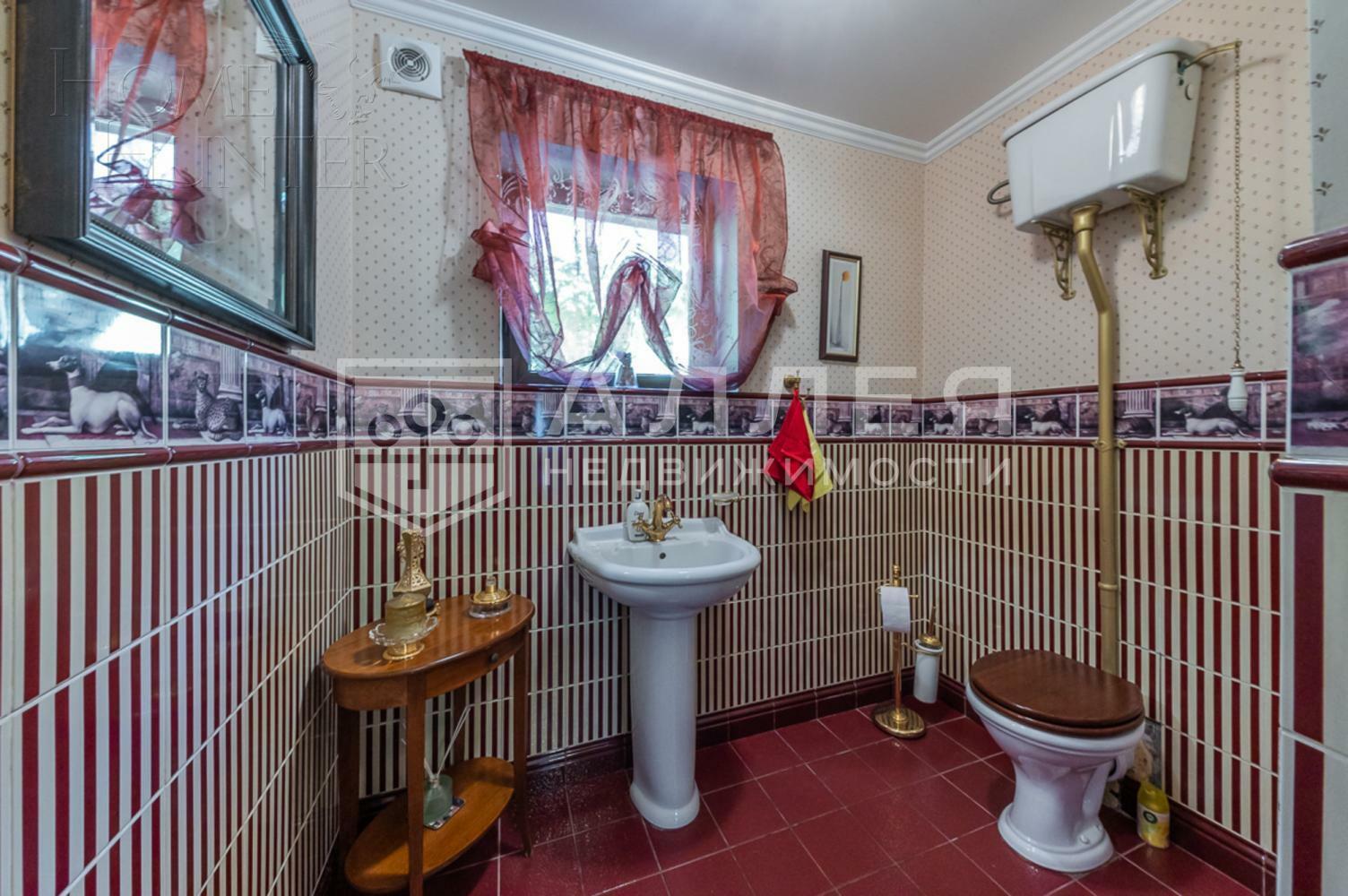 3-этажный коттедж 541 м² с отделкой