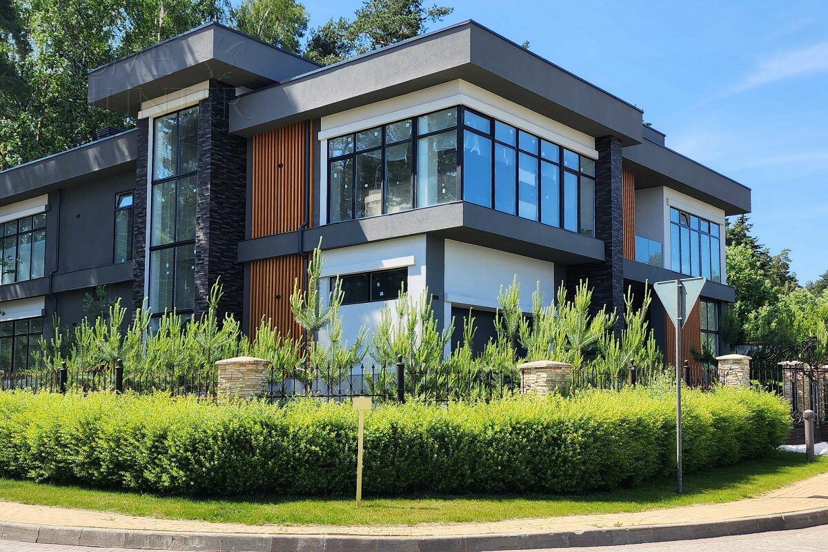 2-этажный коттедж 720 м² с отделкой