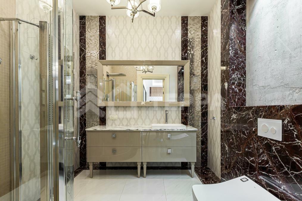 2-этажный коттедж 780 м² с отделкой