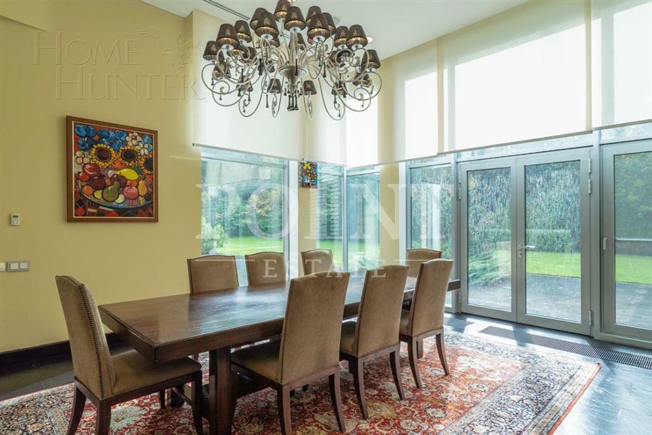 1-этажный коттедж 650 м² с отделкой