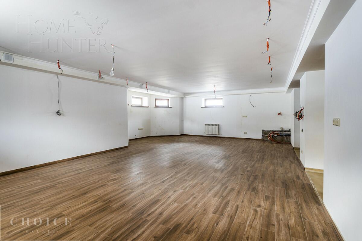 3-этажный коттедж 720 м² без отделки