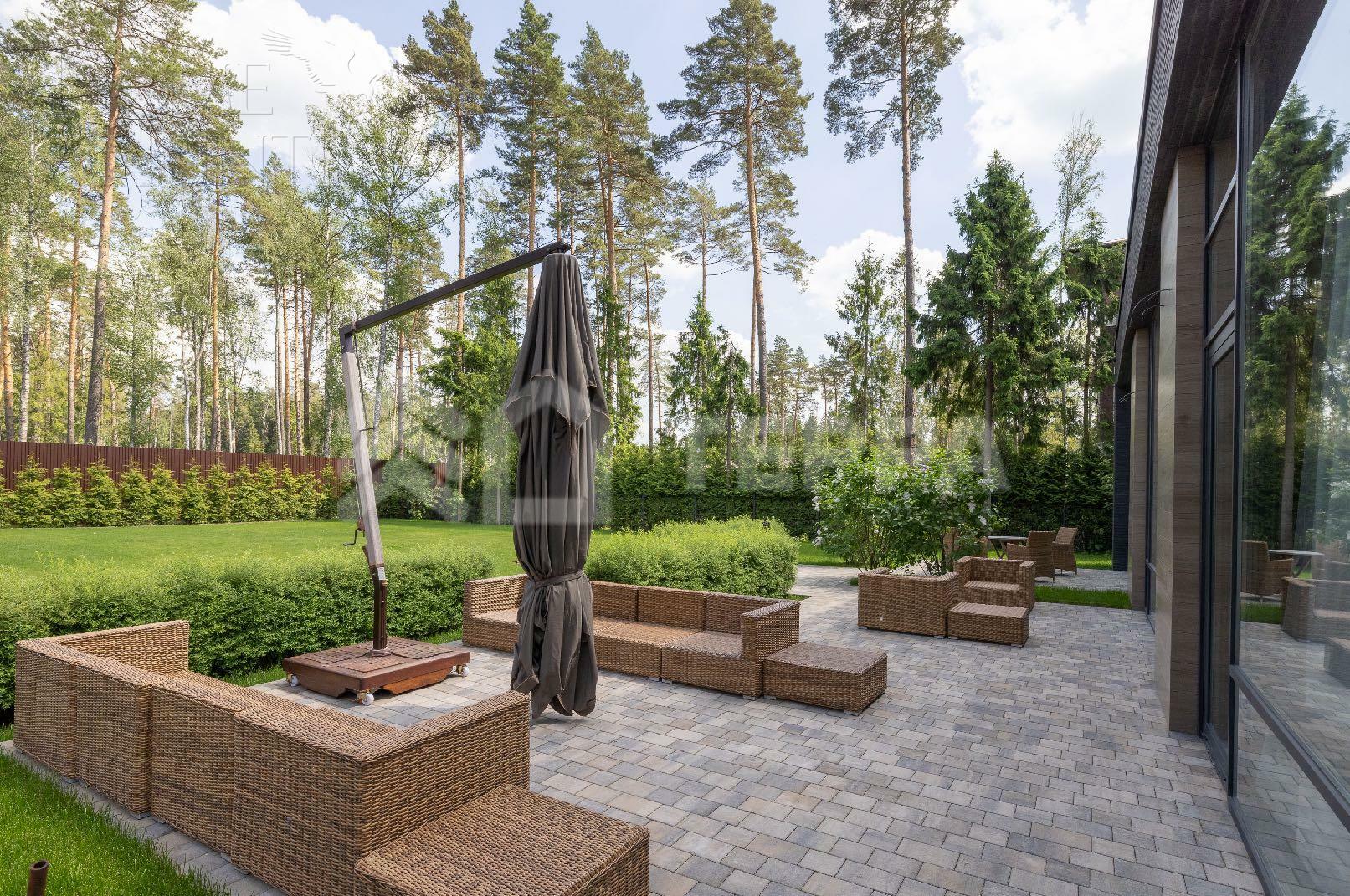 2-этажный коттедж 564 м² с отделкой