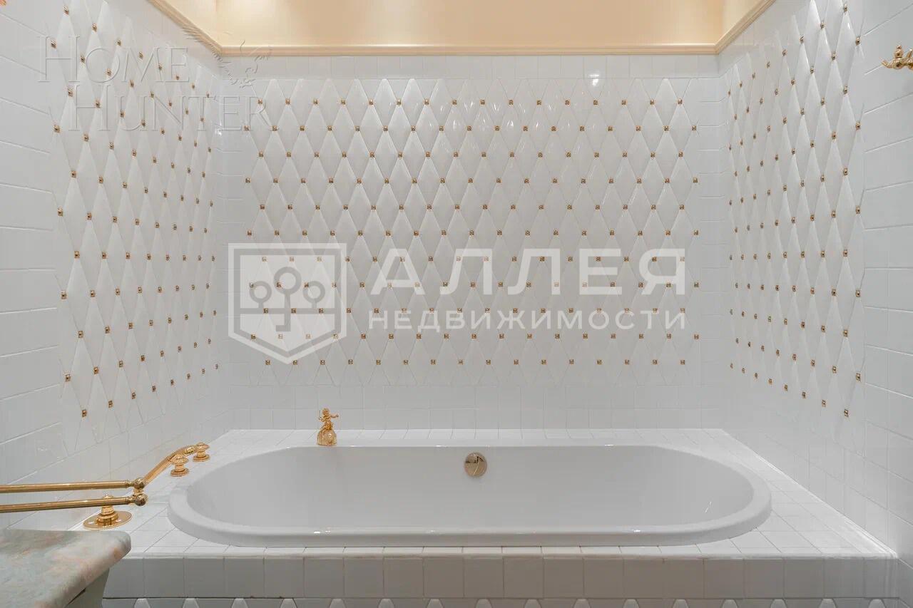 2-этажный коттедж 1 500 м² с отделкой