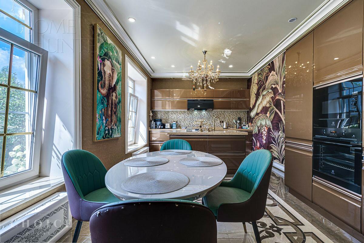 2-этажный коттедж 435.6 м² с отделкой