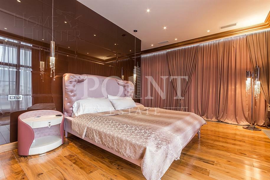 2-этажный коттедж 1 250 м² с отделкой