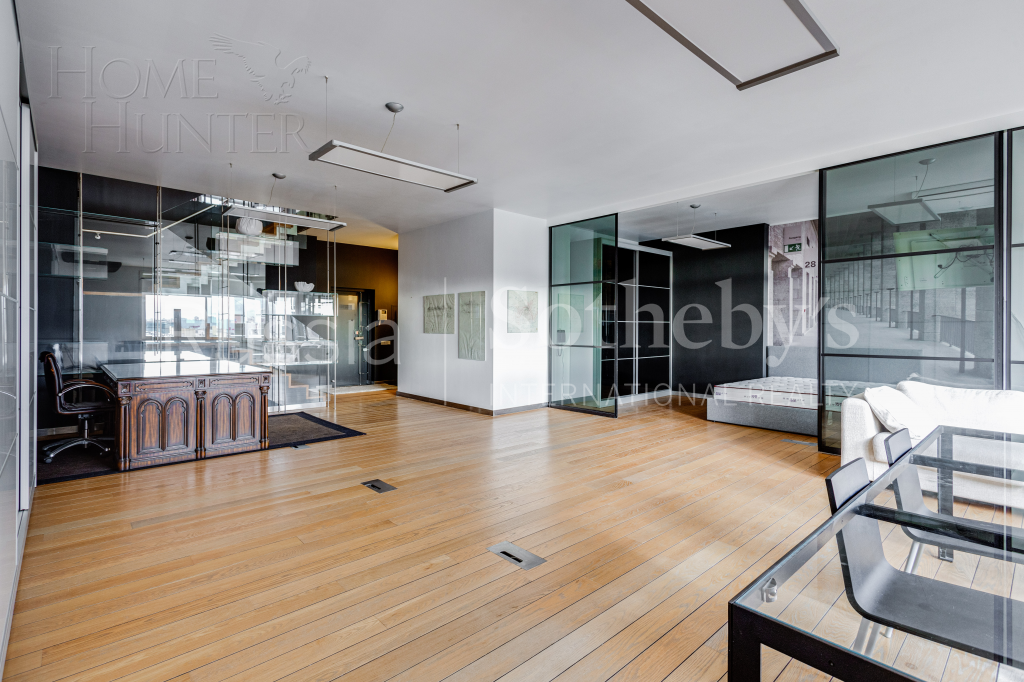 2-УРОВНЕВАЯ КВАРТИРА С ОТДЕЛКОЙ 311 М² НА 10 ЭТАЖЕ