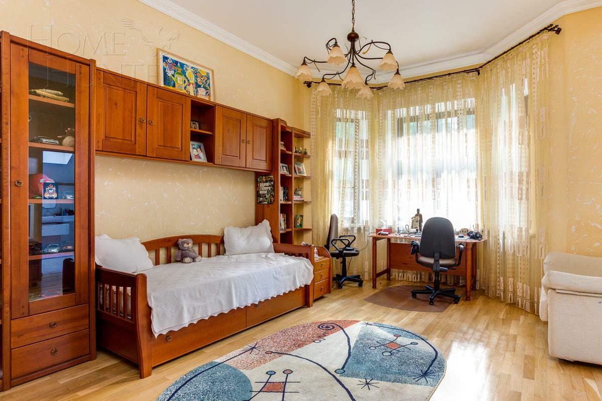 2-этажный коттедж 550 м² с отделкой