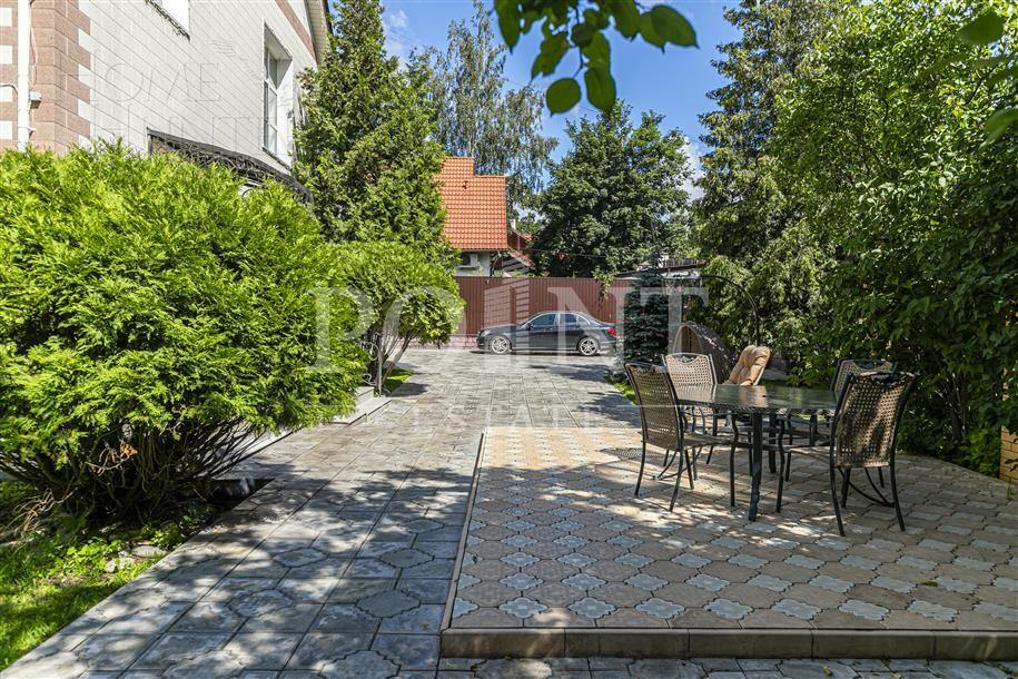 2-этажный коттедж 320 м² с отделкой