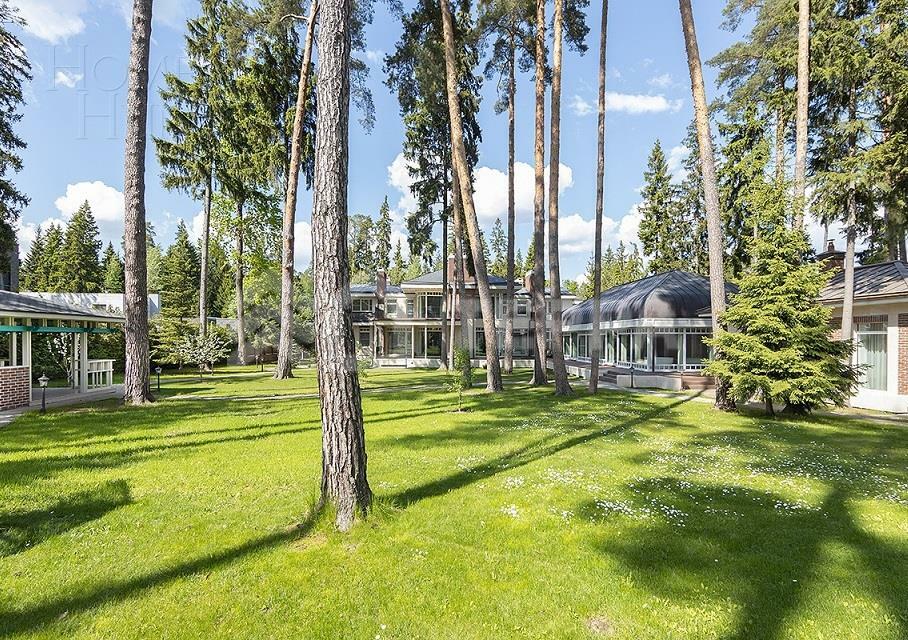 2-этажный коттедж 1 214 м² с отделкой