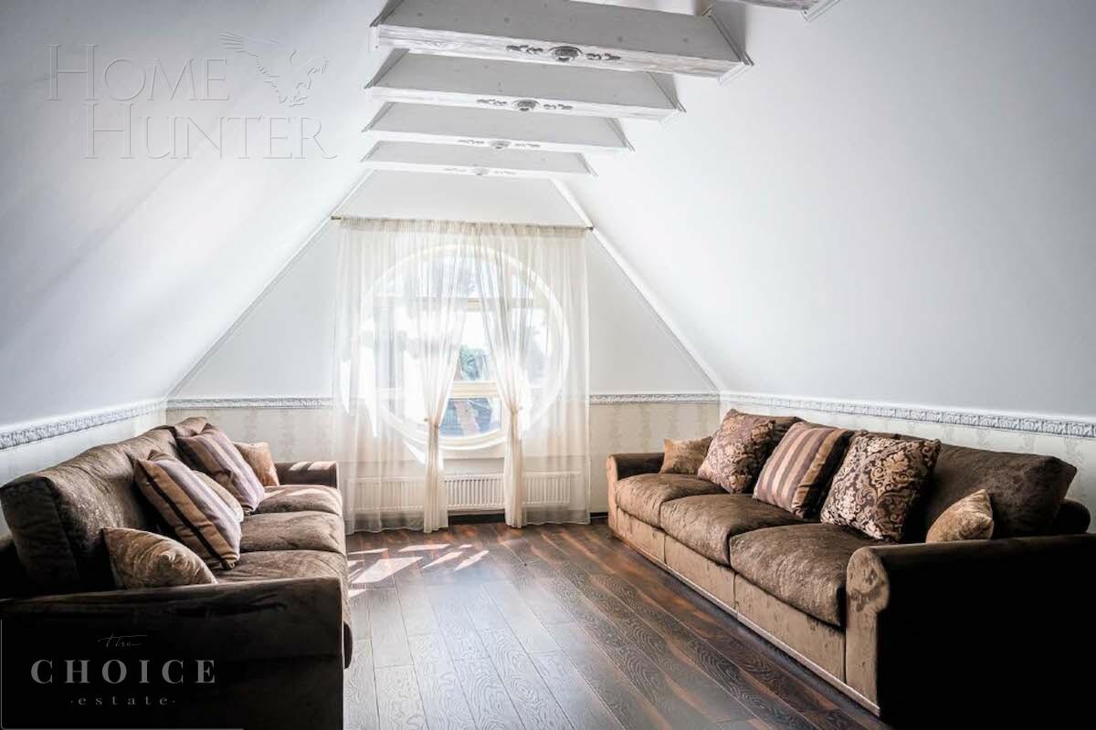 3-этажный коттедж 580 м² с отделкой