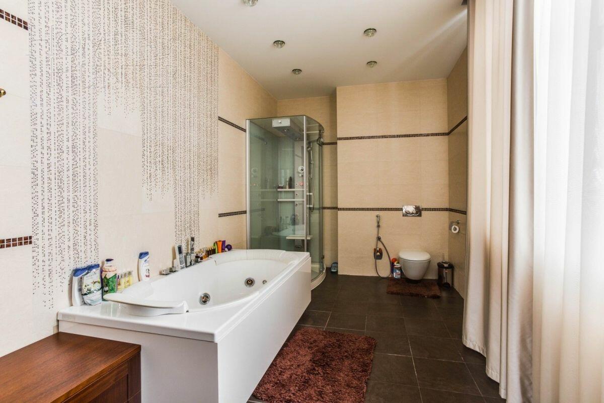 2-этажный коттедж 550 м² с отделкой