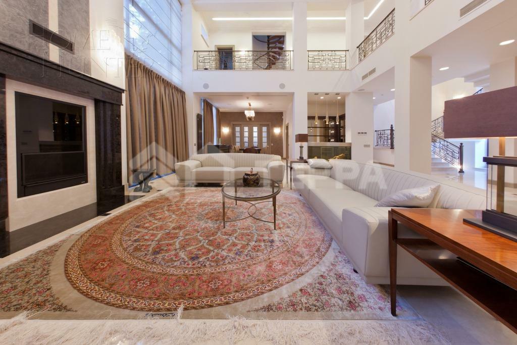 2-этажный коттедж 1 200 м² с отделкой