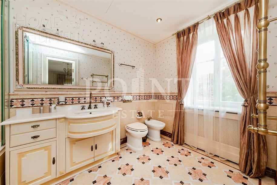 КОТТЕДЖ 2 000 м² с отделкой