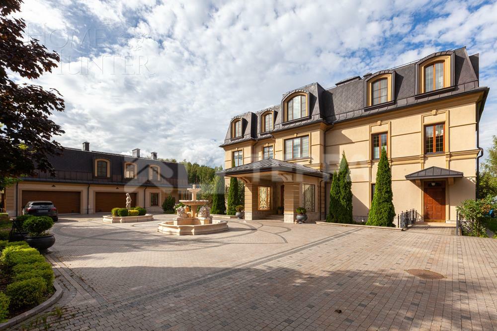 КОТТЕДЖ 900 м² с отделкой