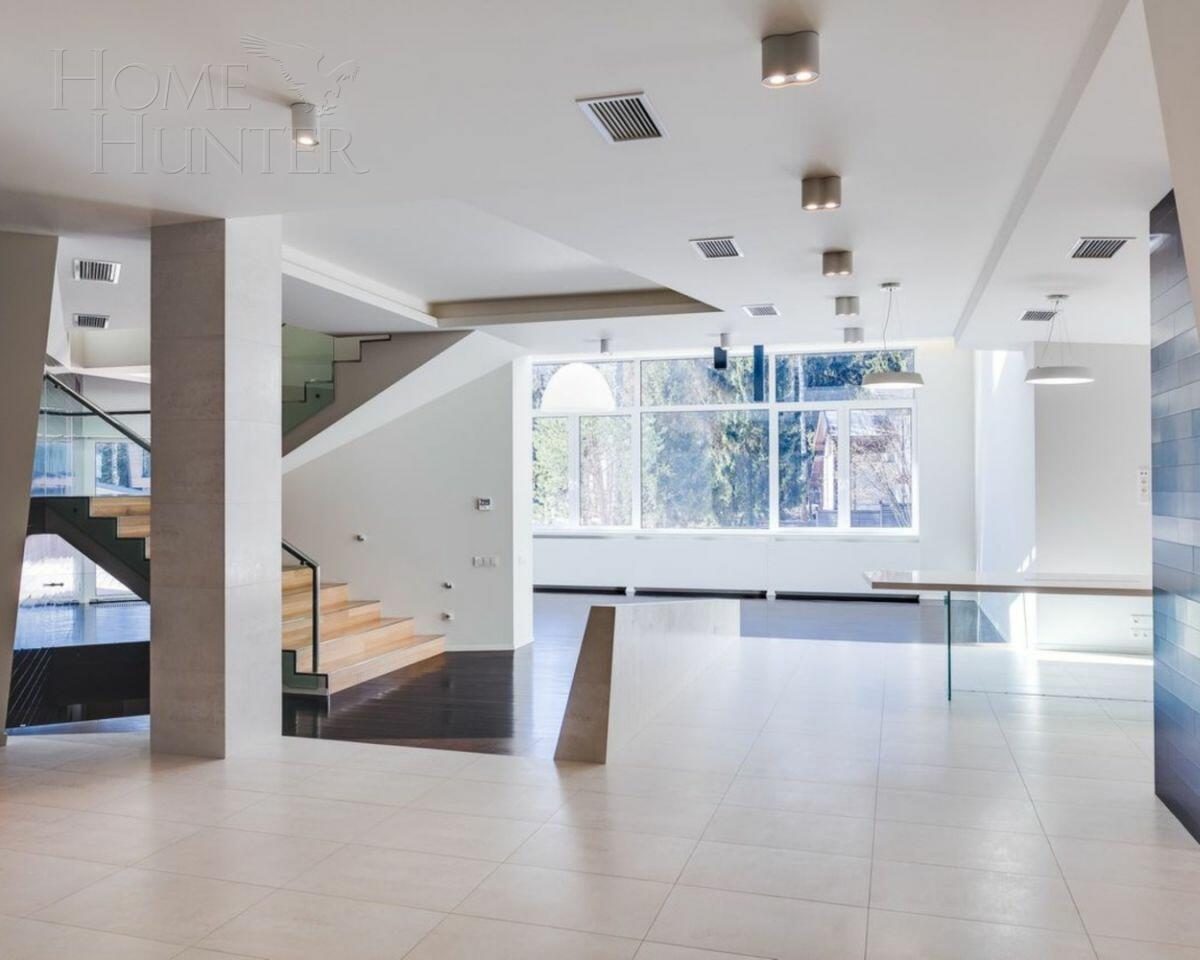 2-этажный коттедж 710 м² с отделкой