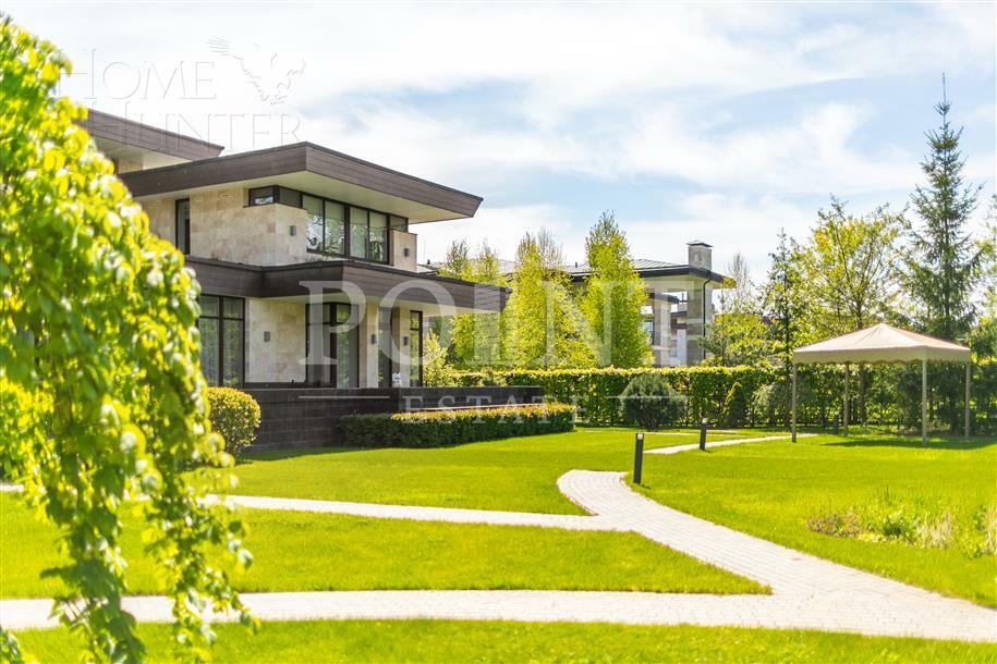 2-этажный коттедж 744.9 м² с отделкой