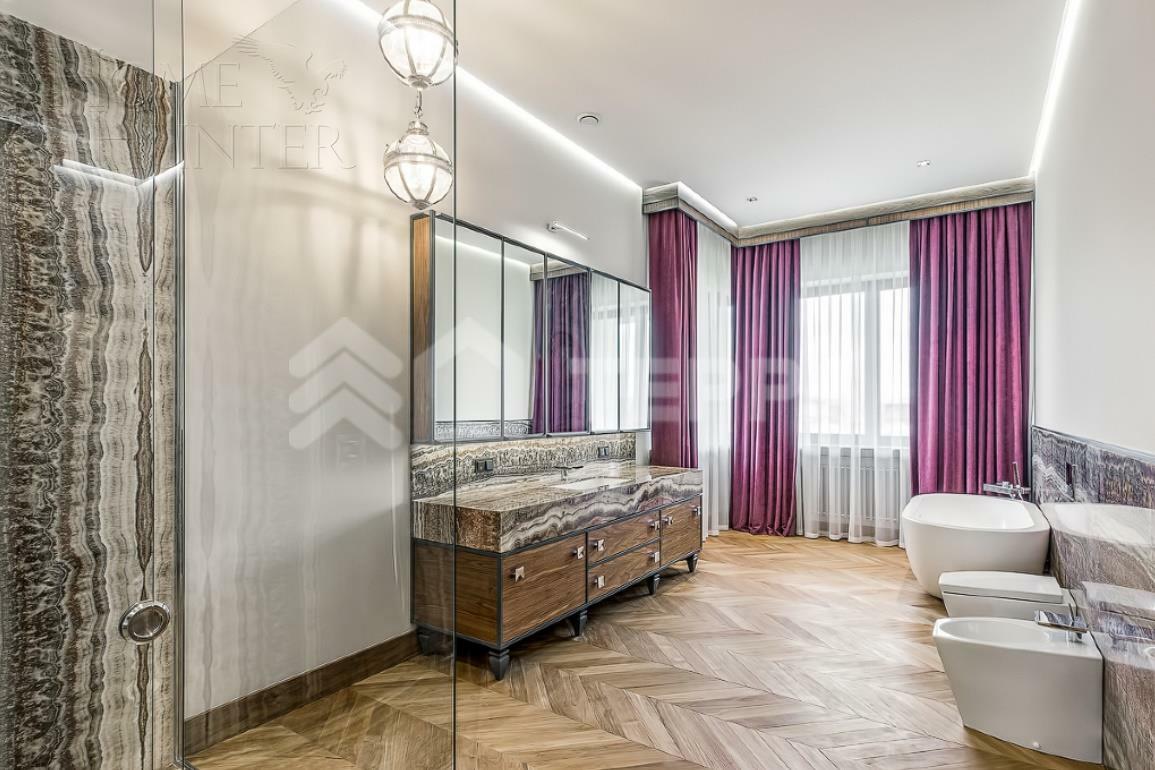 2-этажный коттедж 989.7 м² с отделкой