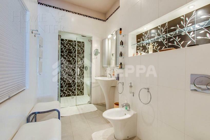 2-этажный коттедж 1 107.8 м² с отделкой