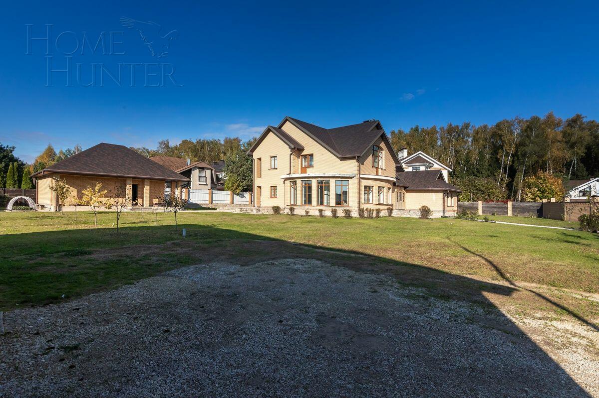 2-этажный коттедж 350 м² с отделкой