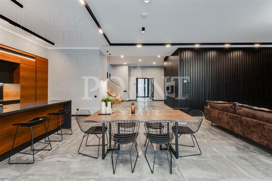 2-этажный коттедж 540 м² с отделкой