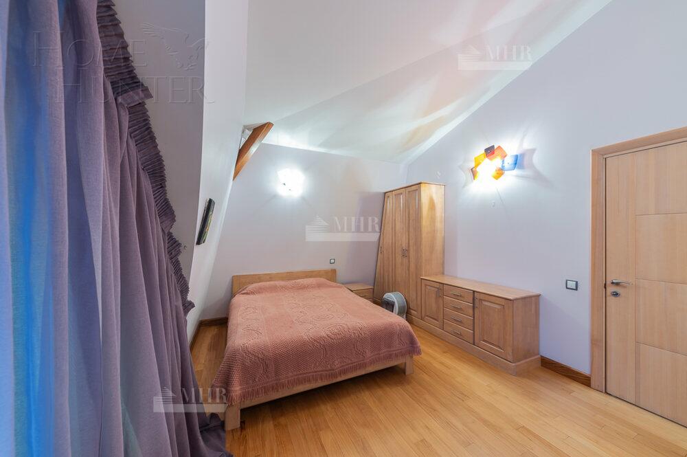 2-этажный коттедж 500 м² с отделкой