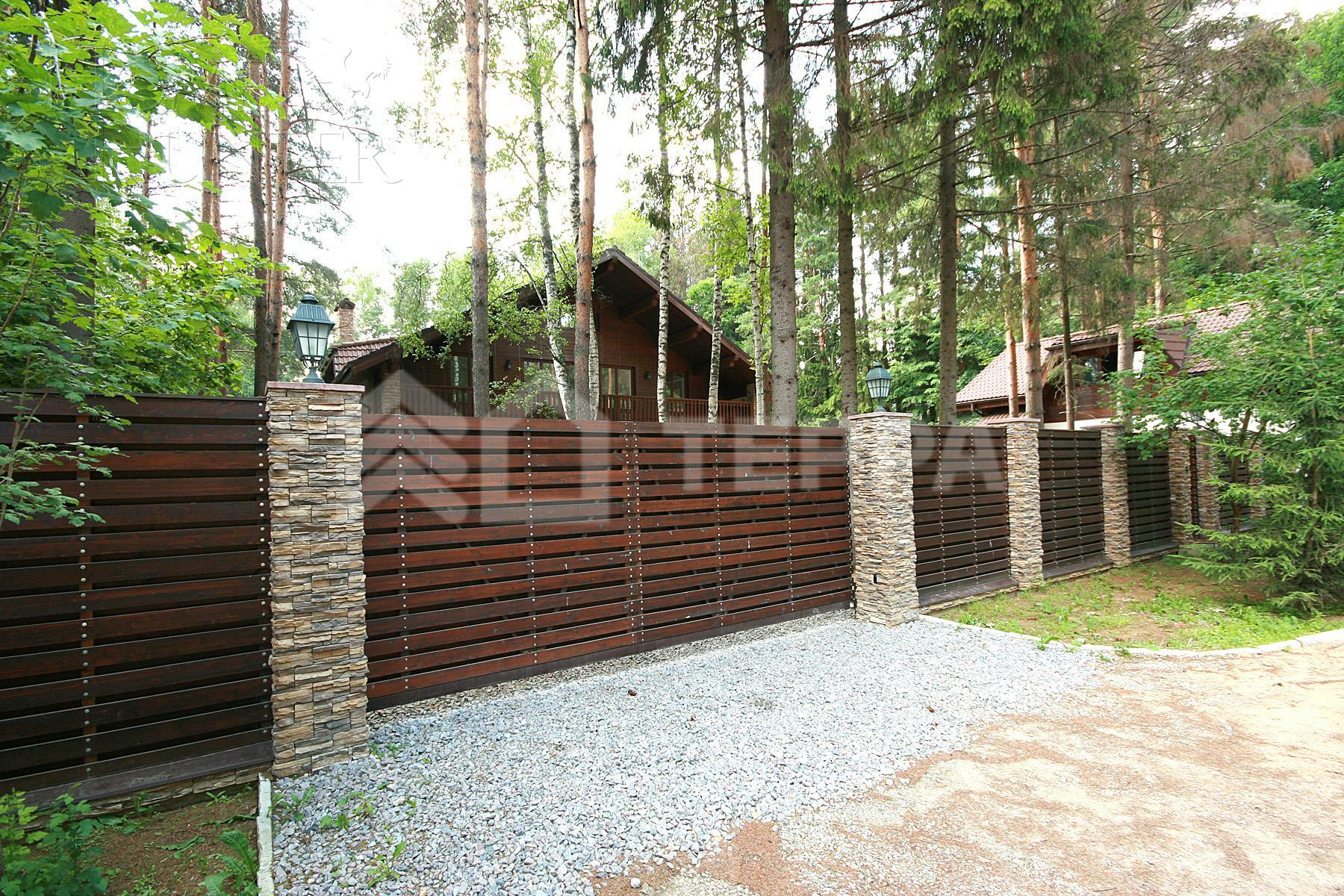 2-этажный коттедж 640 м² без отделки