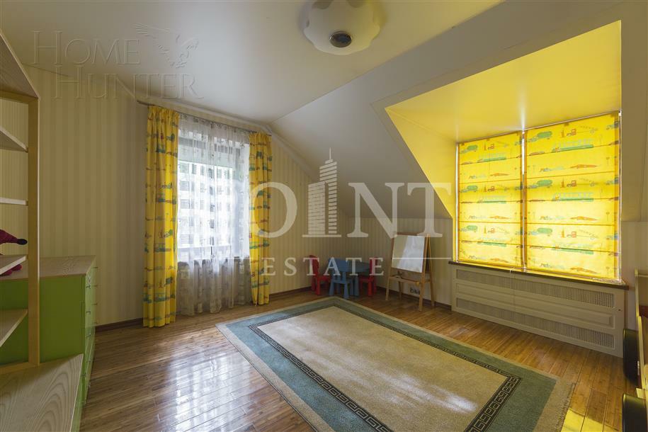 2-этажный коттедж 300 м² с отделкой