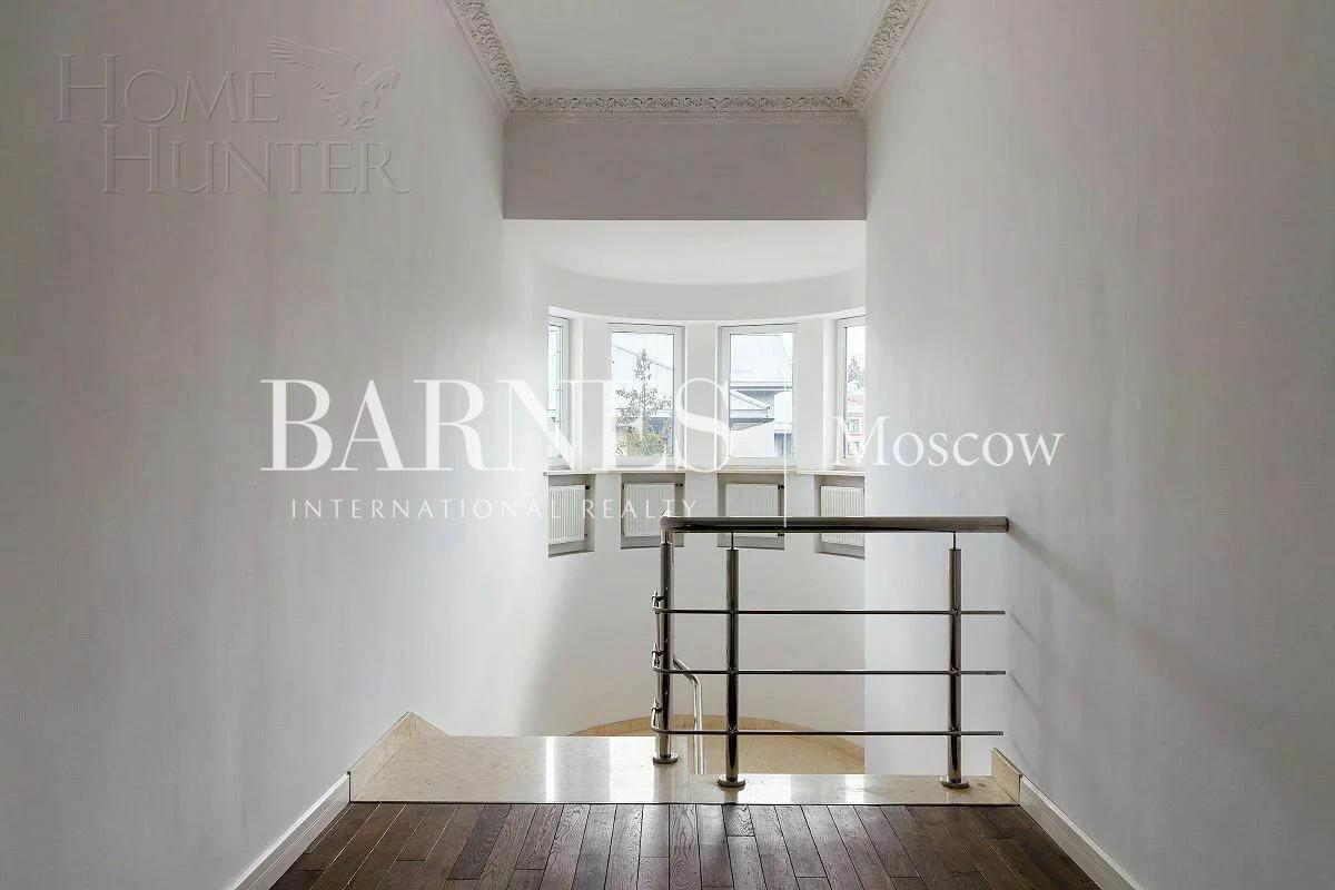 2-этажный коттедж 796 м² с отделкой