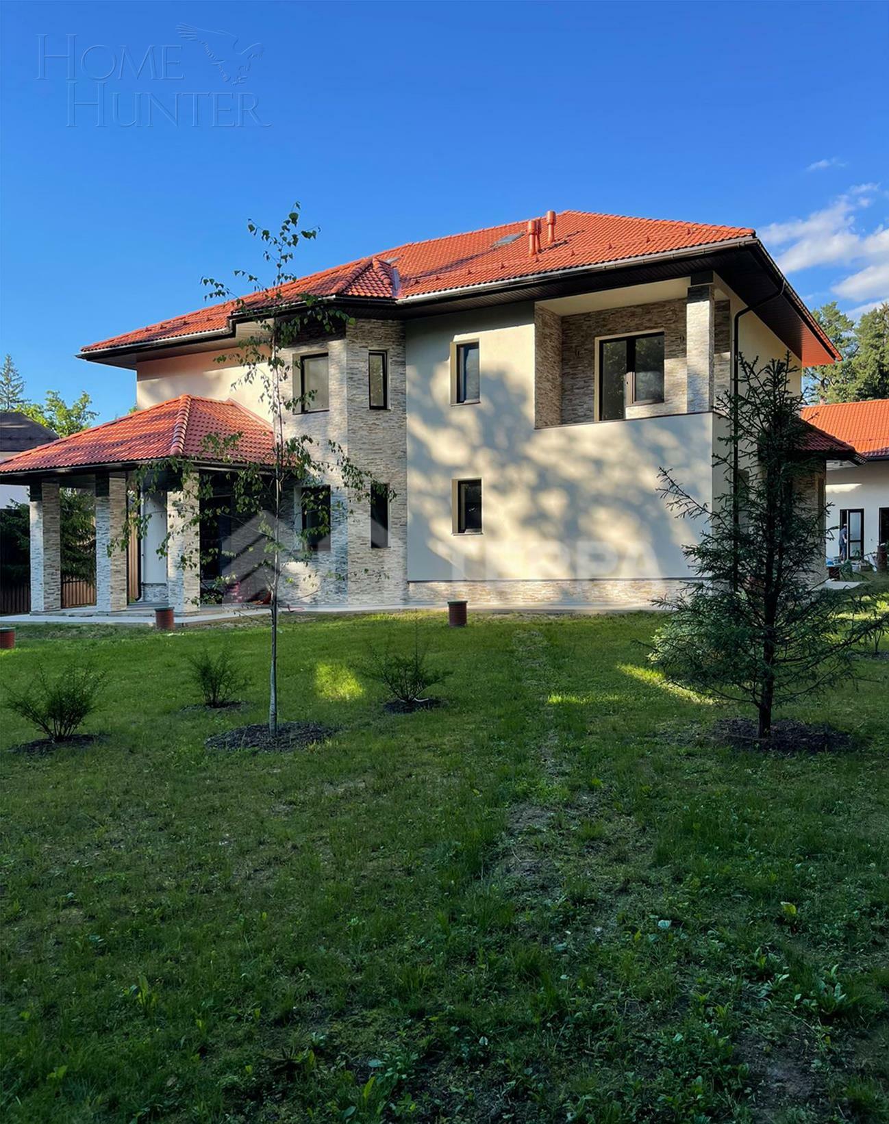 2-этажный коттедж 440 м² без отделки