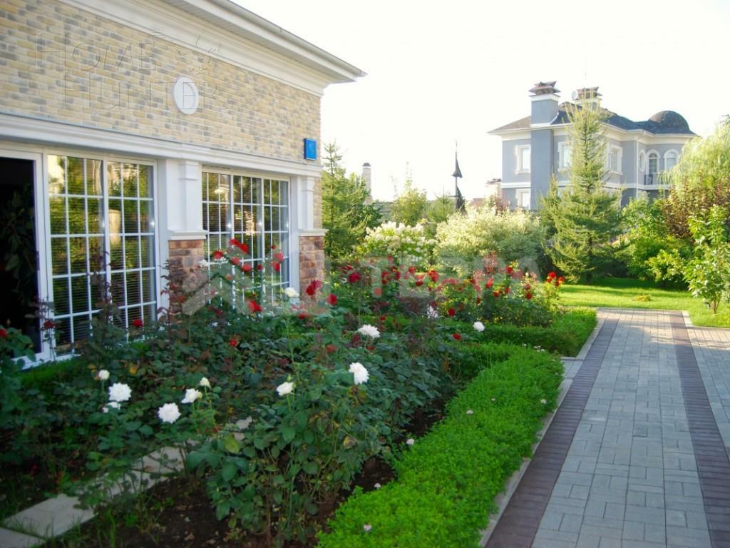 2-этажный коттедж 550 м² с отделкой