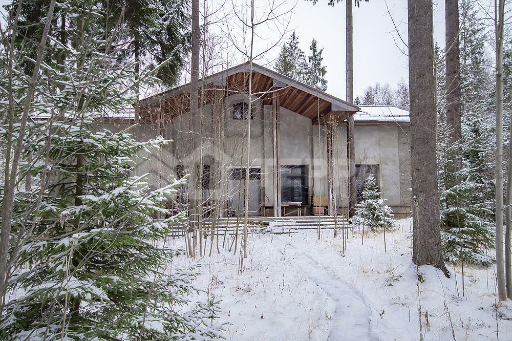 2-этажный коттедж 1 350 м² без отделки