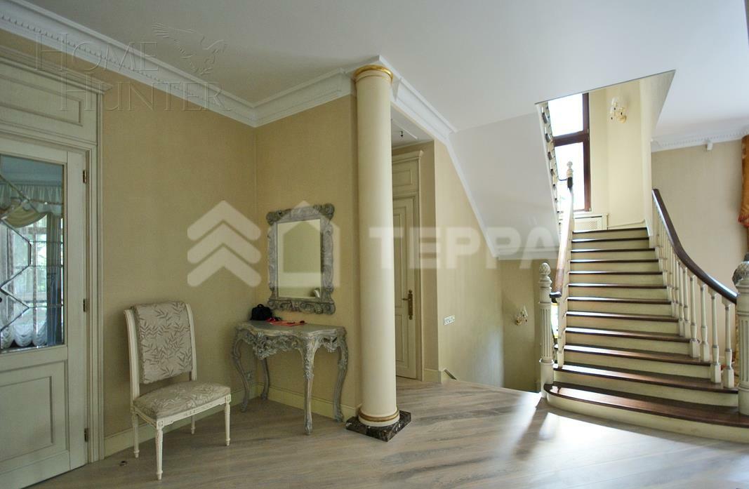 2-этажный коттедж 890 м² с отделкой