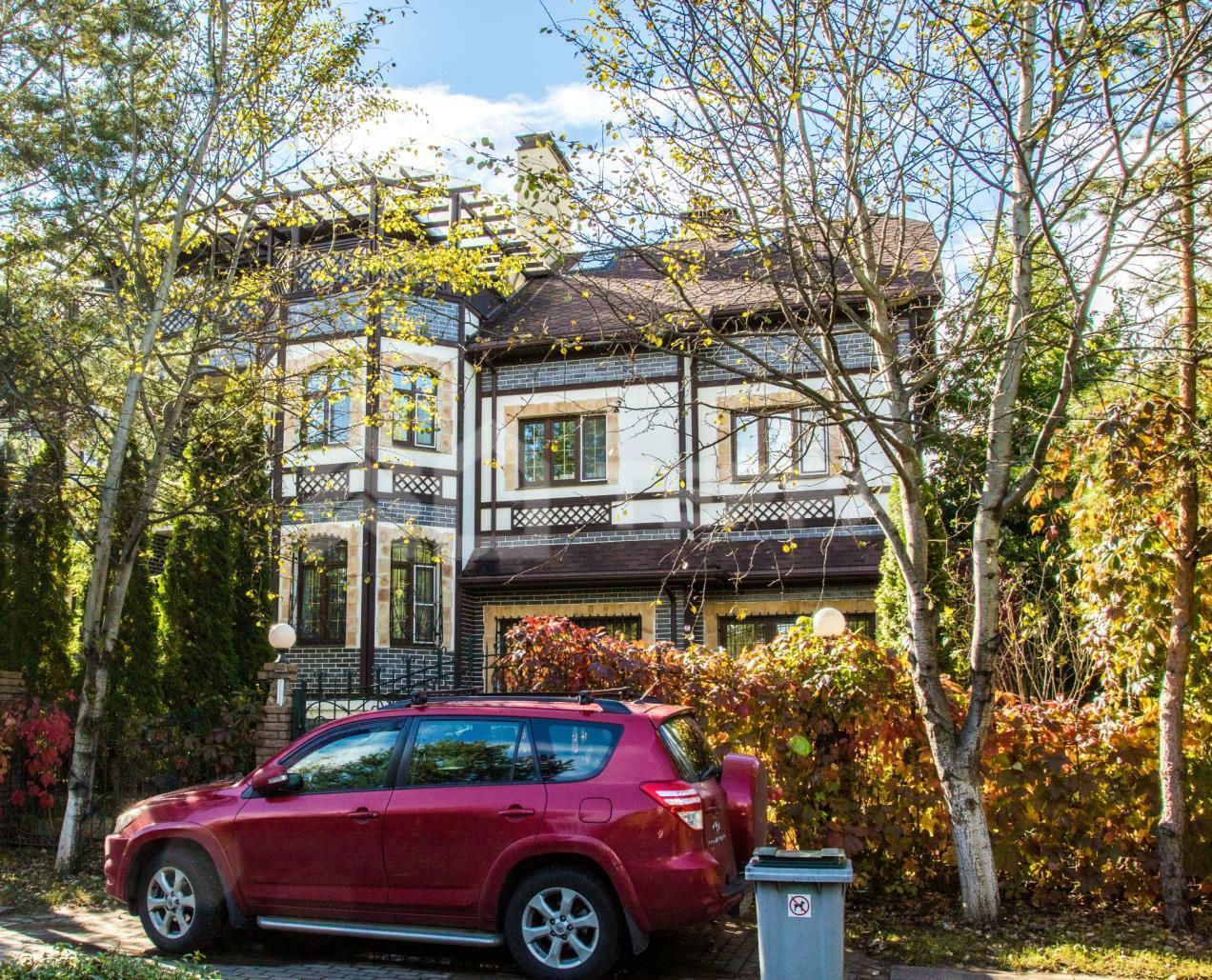 2-этажный коттедж 948 м² с отделкой