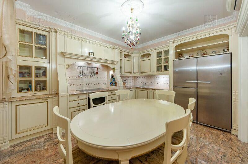 5-КОМН. КВАРТИРА С ОТДЕЛКОЙ 164 М² НА 5 ЭТАЖЕ