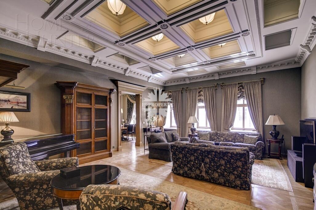 3-КОМН. КВАРТИРА С ОТДЕЛКОЙ 161.6 М² НА 2 ЭТАЖЕ