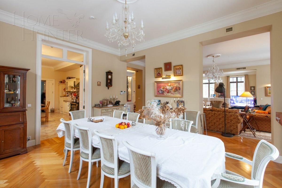 2-этажный коттедж 972 м² с отделкой