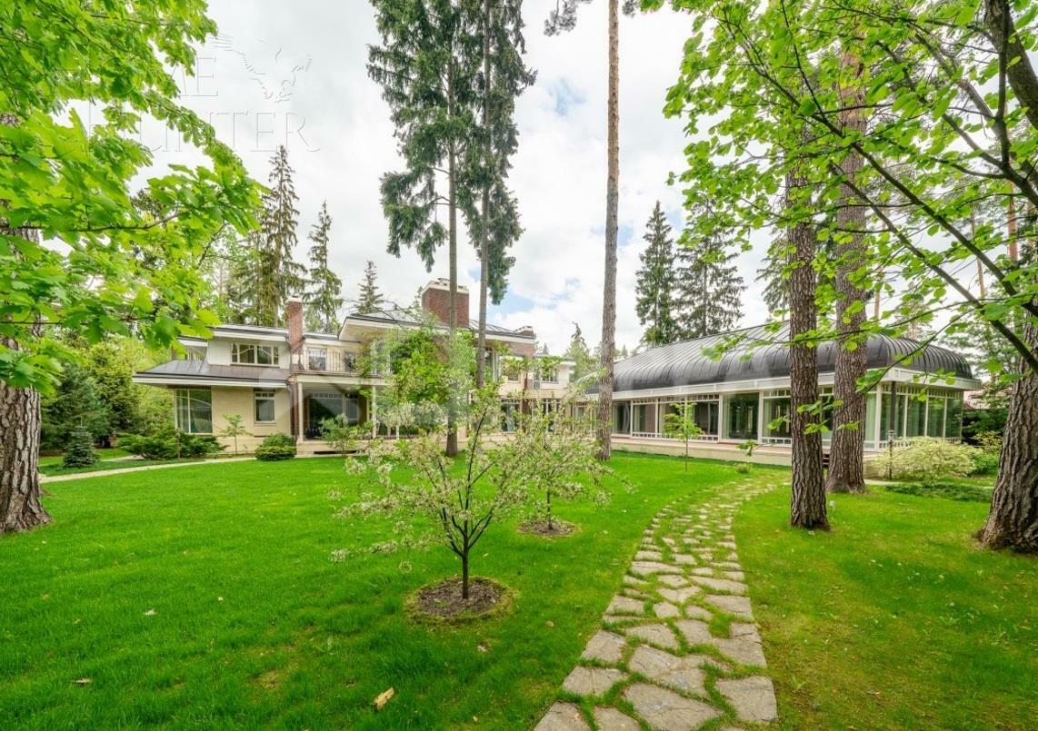 2-этажный коттедж 1 214 м² с отделкой