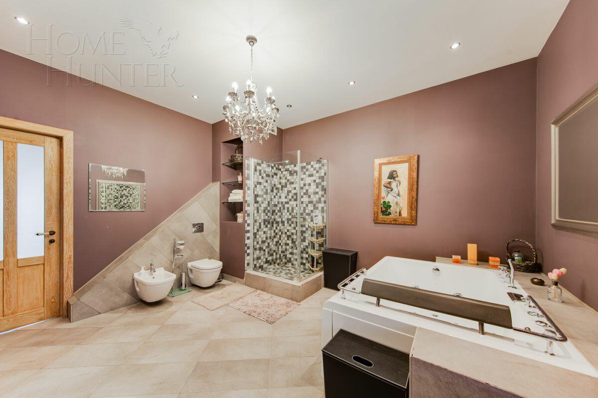 2-этажный коттедж 298 м² с отделкой