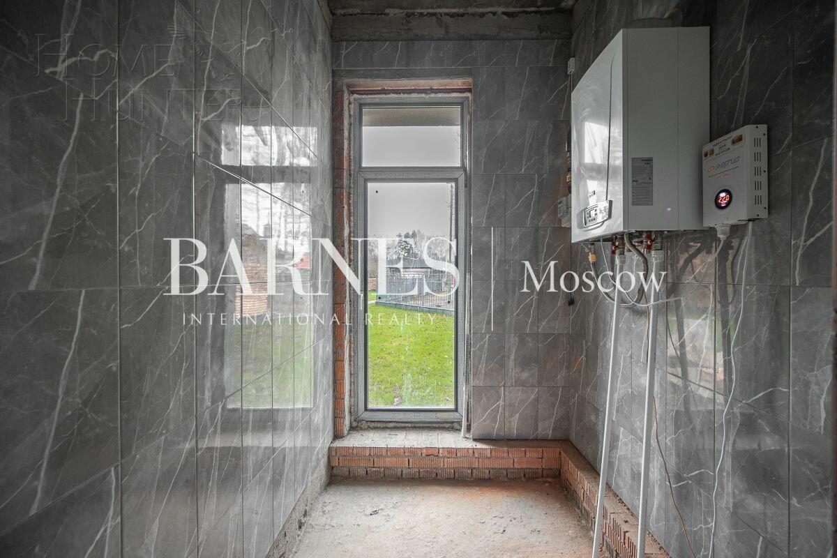 2-этажный коттедж 250 м² без отделки