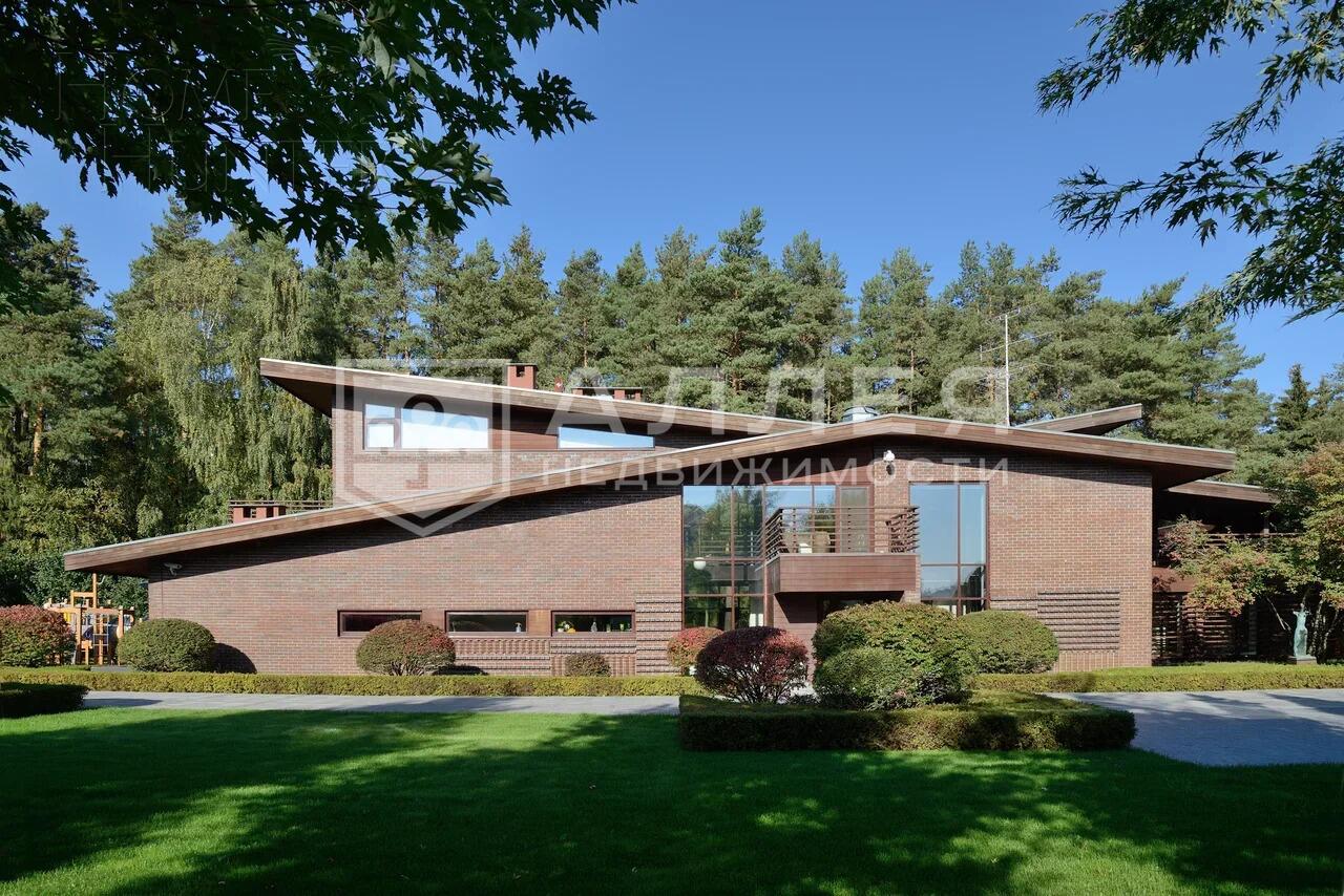 2-этажный коттедж 1 254 м² с отделкой