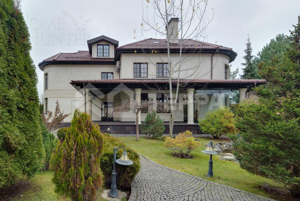 2-этажный коттедж 850 м² с отделкой