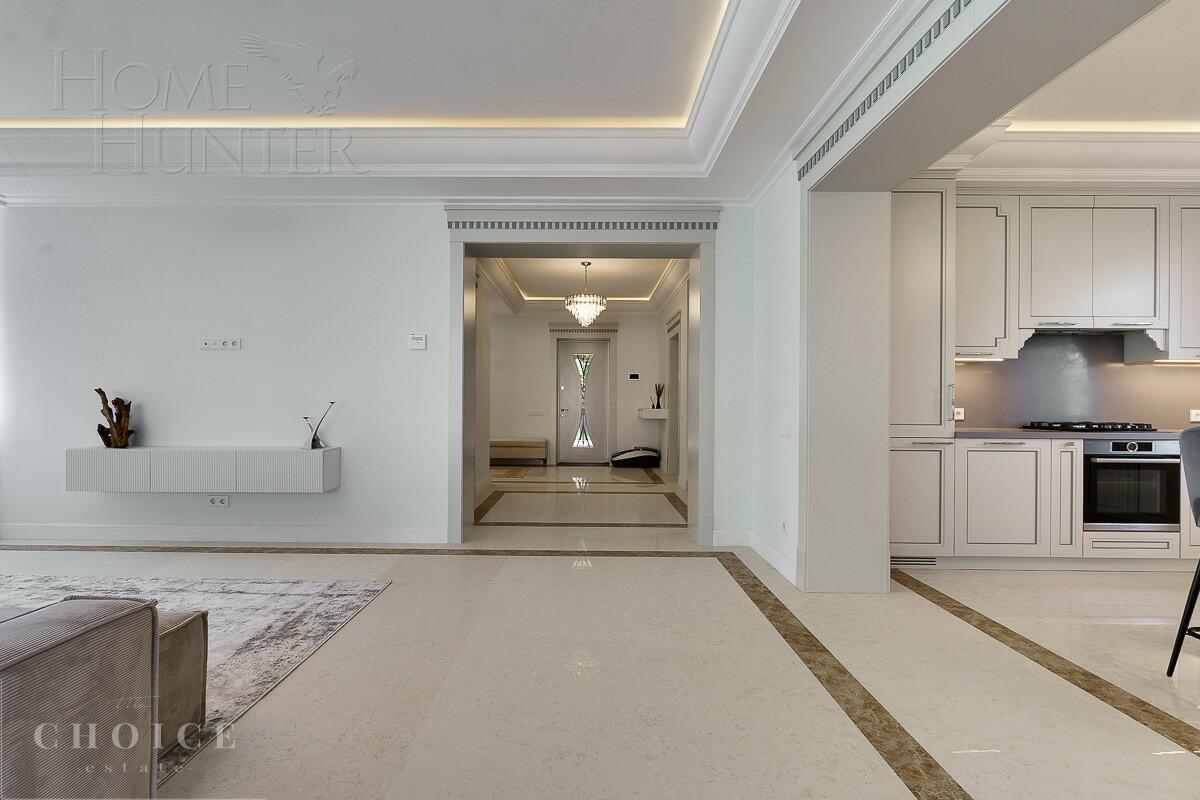 2-этажный коттедж 400 м² с отделкой