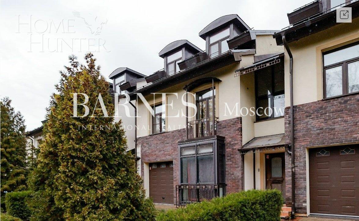 3-этажный таунхаус 350 м² с отделкой