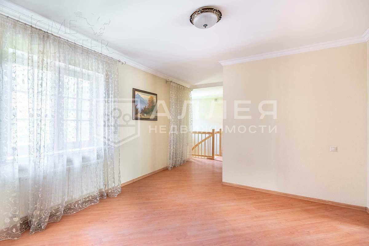 2-этажный коттедж 3 817 м² с отделкой