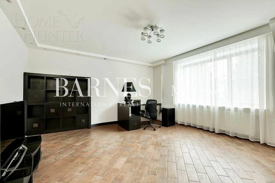 2-этажный коттедж 800 м² с отделкой