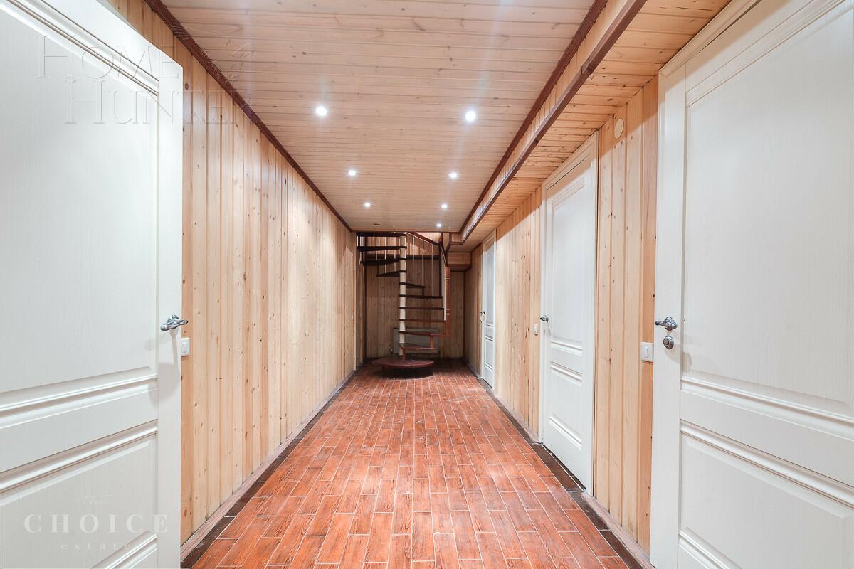 2-этажный коттедж 440 м² с отделкой