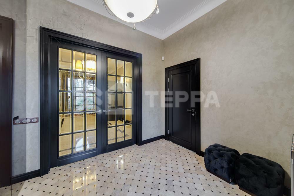 2-этажный коттедж 850 м² с отделкой