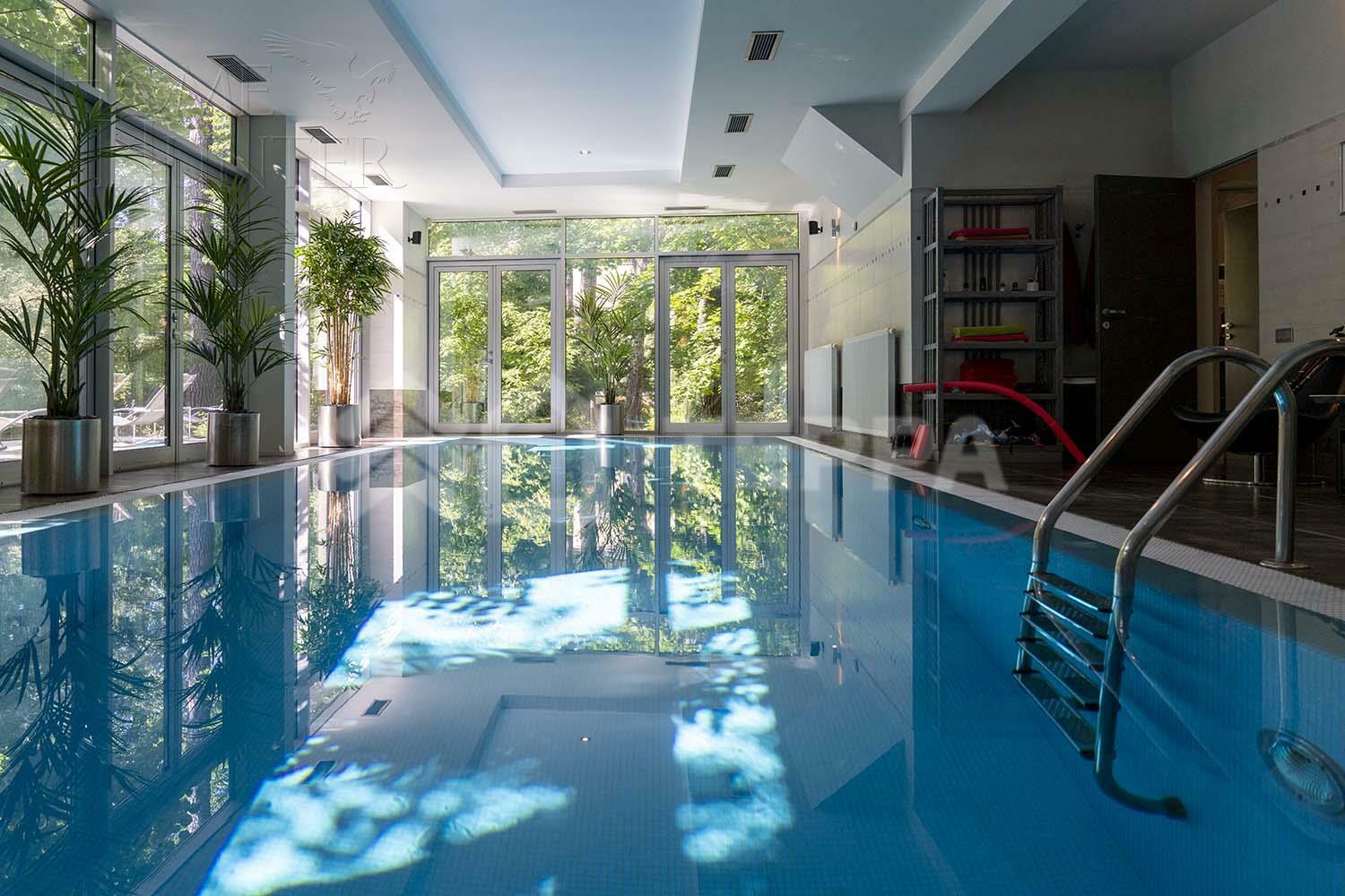 2-этажный коттедж 1 518 м² с отделкой